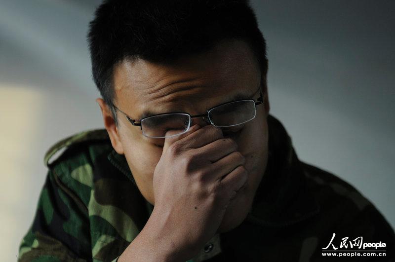 2012��11��21������(j��)��һ��W(w��ng)�W(xu��)У�������Bĳ��У�_���ķ��⣨�����������@֮ǰ���������L(zh��ng)�r(sh��)�g�V�����ϻ��C(j��)ـ���Α����Kݔ?sh��)?0���f(w��n)Ԫ���������H��������