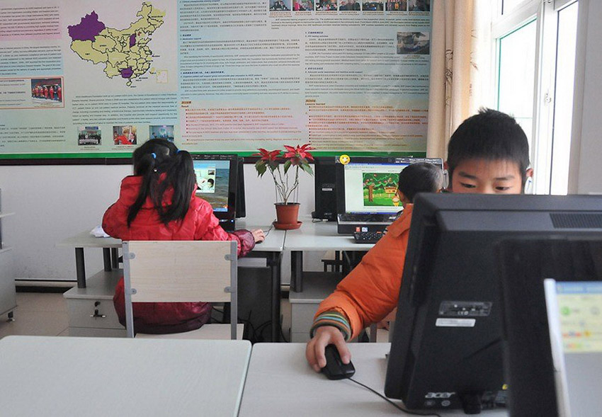 11��27����ɽ���R�ڡ��Gɫ�۞����t�z���W(xu��)У�����ӂ�����Ӌ��C(j��)�n�����A��ӛ�� �䔳 �z