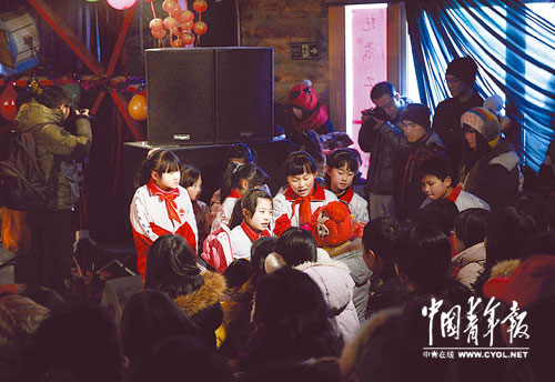   2013��Ԫ���������г�ꖅ^(q��)��K�l(xi��ng)Ƥ�壬��������׵Ą�����(n��i)�����ӵܵĺ��ӂ�Ó����������(zh��n)����_�����赸����(d��ng)����2013����֮������(li��n)�g�����Ƥ���e�������Ը����������־Ը��ͬ����(w��)�������Լ����ӵ܌W(xu��)У�ĺ��ӂ����c������