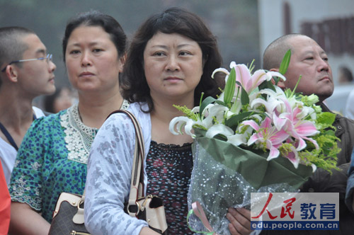 ��݋�԰ף��Ҽҵ�С�����ǡ���Ҫ�������w�������zӰ ����