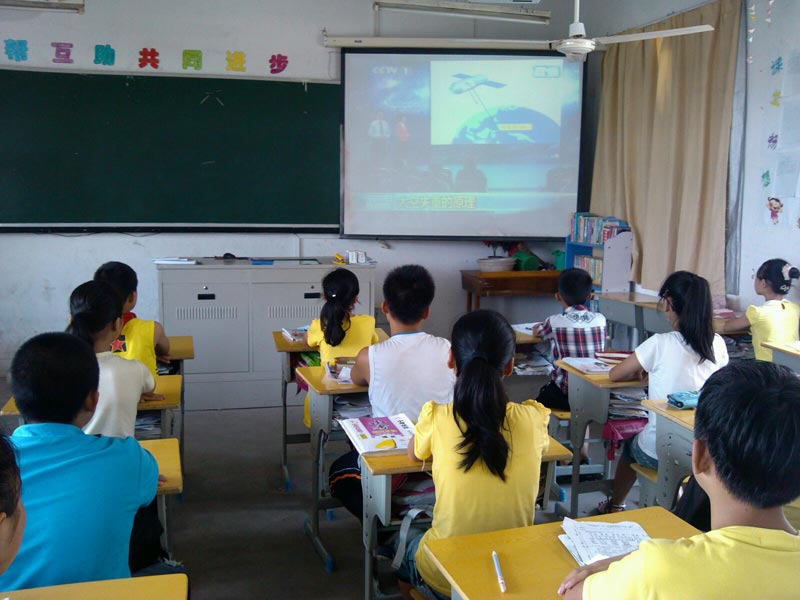 �㽭ʡ��h(hu��n)�h���T�p��С�W(xu��)�ČW(xu��)�����տ���ʮ̫�����n��ӡ�