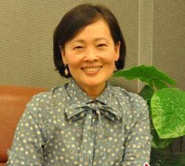 �_(t��i)�����݌��ҽ���������y�����ώ��䌍(sh��)�Ѓɂ�(g��)��һ��(g��)���ҳ���һ�꼉(j��)��Ӣ�Z(y��)�ώ����ҬF(xi��n)��Ӣ�Z(y��)֮�����@ô����������?y��n)��ҵ�Ӣ�Z(y��)���ɷǳ������@��(g��)�ώ�����(d��ng)�r(sh��)�ѽ�(j��ng)�M�^�װl(f��)����Ӣ�Z(y��)���Z(y��)�v�÷ǳ�Ư����