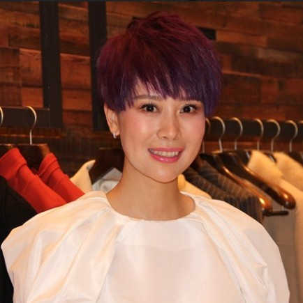 ֪��Ů�݆T��������С�W(xu��)�r(sh��)�������(l��)�ώ������ώ������؄e�؄eϲ�g���������ҳ��裬���������������ڷŌW(xu��)�ĕr(sh��)���(hu��)���ұ�������ϥ�w�ϣ����������ǂ�(g��)�L(f��ng)��...