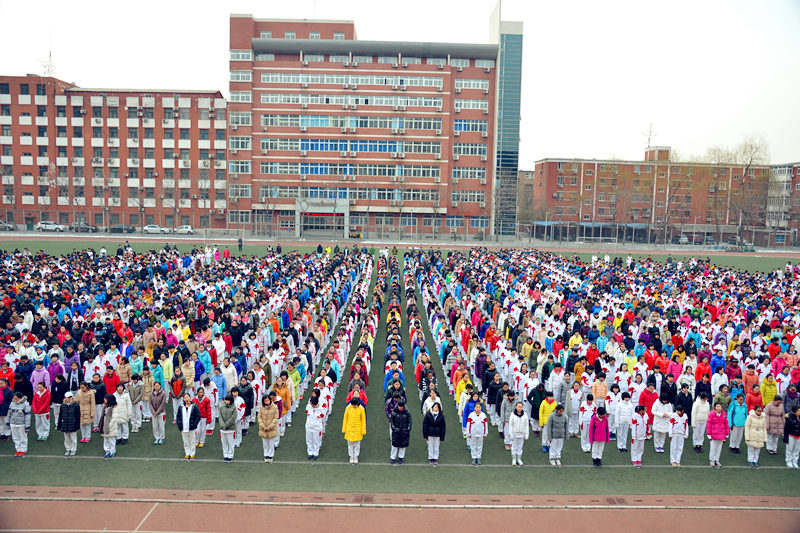 ��(sh��)ǧ�W(xu��)����ͬҊ�C���˴����_�W(xu��)�ĵ�һ�����������p�� �z 