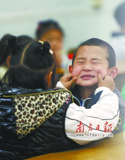 �����L(zh��ng)�˶�������׌���������|ݸ�ϳǖ|���W(xu��)У������С���ѻ�����Ę�����K���� �z