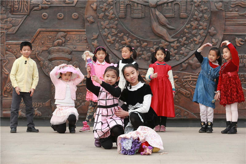 ���A��С�_�W(xu��)����ӭ�������D�����F(tu��n)��ȫУ�����������n��������?sh��)��ȵ����նY���