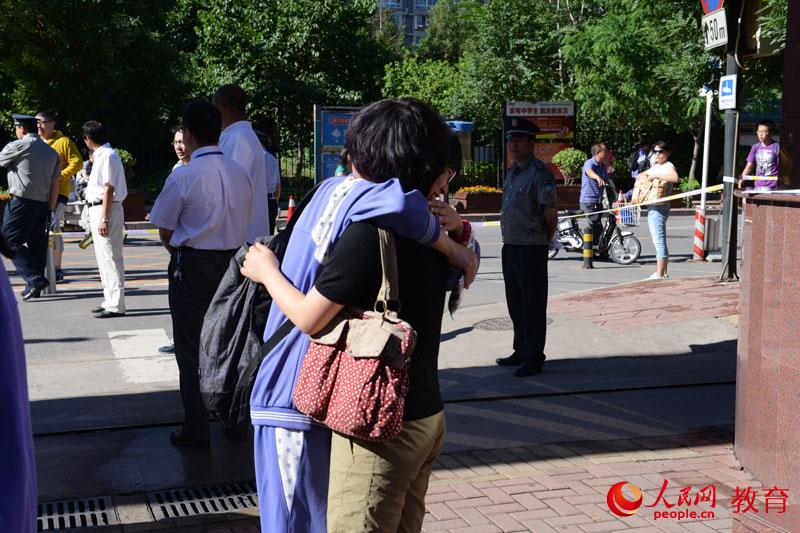 С���԰ף���������ֹ�ڸ��x��