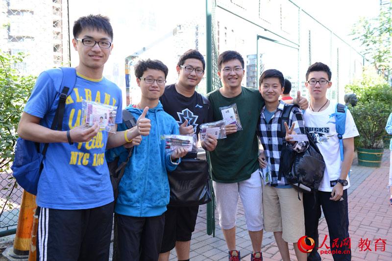 �n���̡A�ڭ̤@�_�[�o�I