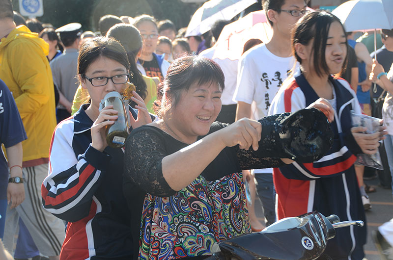 �Ĥl�A�����b�o�O�I