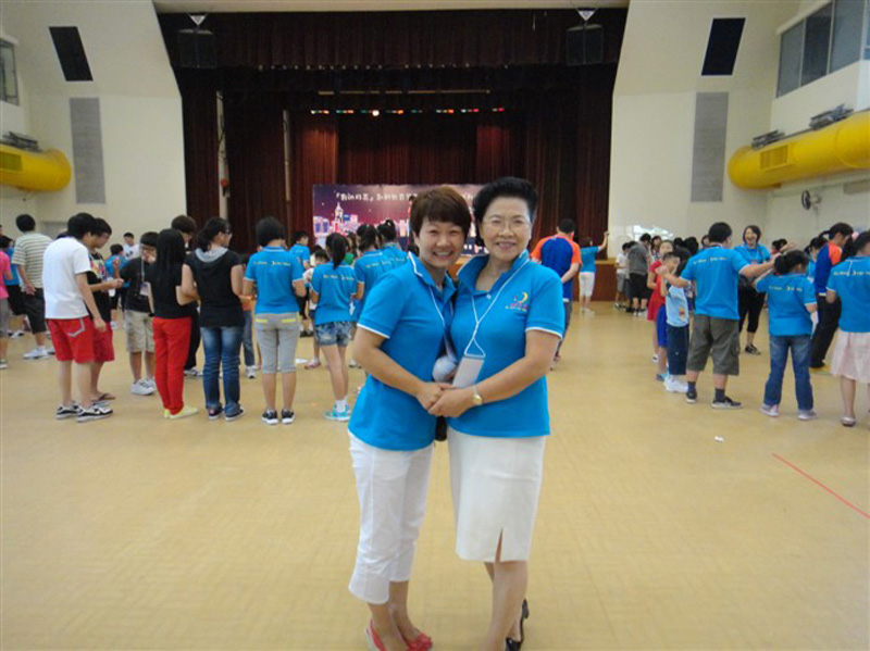 2009�꺽���׃��@�õ�������o���ڵ��H�Rָ��(d��o)���������ҵ���������(chu��ng)�½������������׃��@����������Ǹɽ̎��̈́�(chu��ng)�½����Č�ʩ�����ڈ@��(n��i)�_չһϵ�л��������(chu��ng)�½�����������_�����������c���ҵ���������(chu��ng)�½�����(chu��ng)ʼ������oŮʿ�ĺ�Ӱ��     