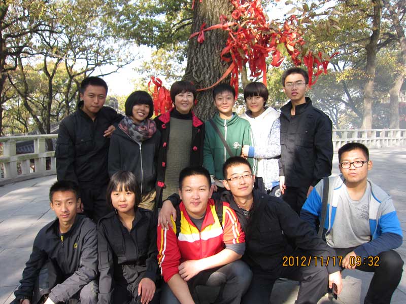 ֱ���F(xi��n)�ڣ��T܊�Ĵ����(sh��)�W(xu��)��߀�����r(sh��)������(li��n)ϵ,�е�߀���ϼ�?gu��)��ں����ە����T܊�Ҹ��طQ֮�顰�҂��Ă��y(t��ng)������ÿ�겻Փ�����^������߀�Ƿ����^��(ji��)���@Щ���Ӷ����o�Ұl(f��)��Ϣ���ߴ��Ԓ�����T܊��ο��Ц��������������߀���R�ۺϷ������Ҷ��^50�q������������ǳ��Є�����(�T܊�͌W(xu��)������һ��)