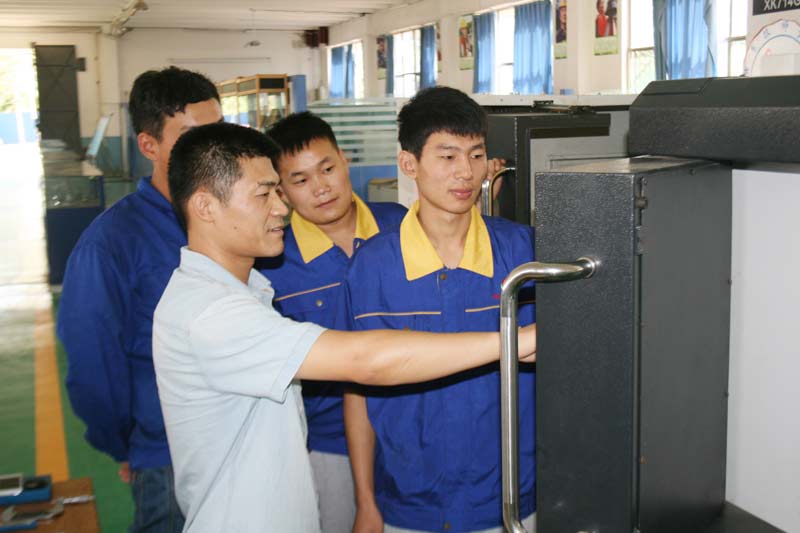 �������A���ܴ󪄫@���ߵ����E�Լ��Լ�ͨ�^���ܳ��L�Ľ�(j��ng)�v���w�ʬF(xi��n)�ڌW(xu��)����ǰ�����V�������ČW(xu��)�ü�����һ�ӿ��������õ�δ�������ڌ����n��ָ��(d��o)�W(xu��)����