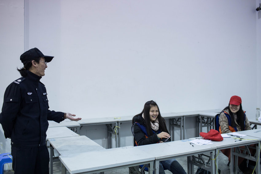 ���Ӻ��fԒ���^�L(f��ng)Ȥ����߅��־Ը�߽�(j��ng)��������Ц��