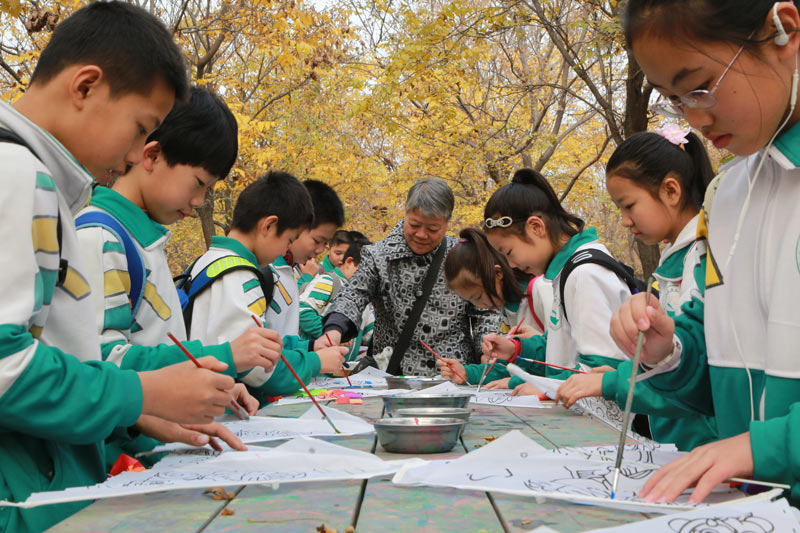 2014��10�������l(xi��ng)����С�W(xu��)���(hu��)���n�û��(d��ng)