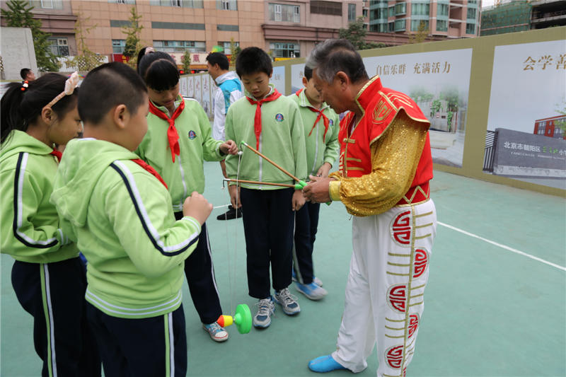 2014��9��30���� ���ݵ؇��H�W(xu��)У����У�^(q��)�و�������^(q��)����꠵Ĵ󠔽̌W(xu��)��������