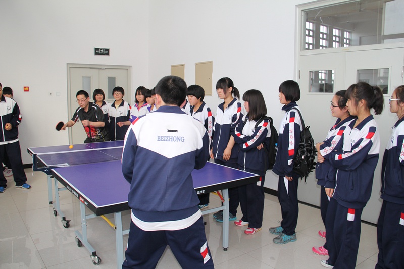 ��ɫ�n�̣�ƹ������F(tu��n)