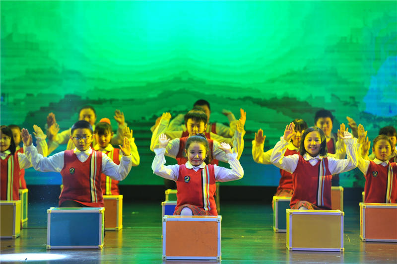 ������W(xu��)�W��ƥ�˻��@��(sh��)�(y��n)С�W(xu��)���(d��ng)չʾ