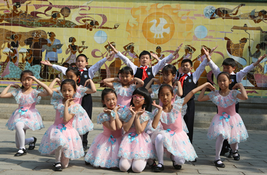 ���ӂ������赸����������� ���� ���� �S־�_(d��) �zӰ