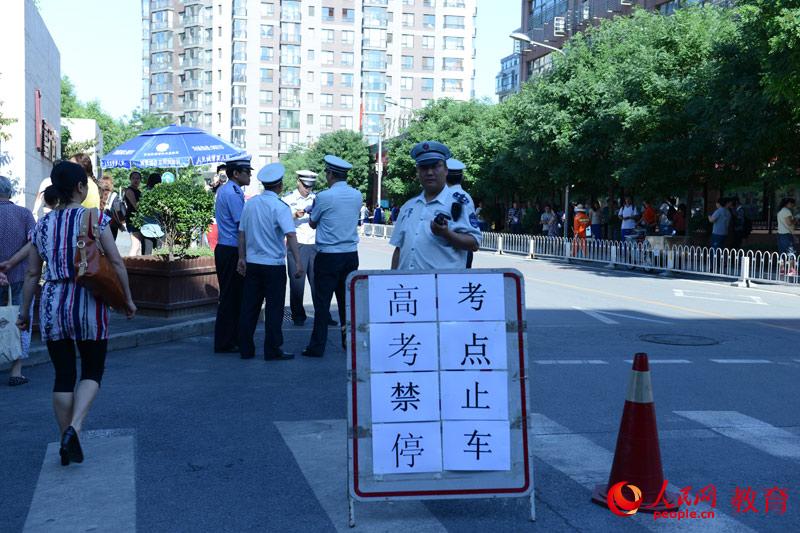 �����ڿ�����S������������W(w��ng)����zӰ