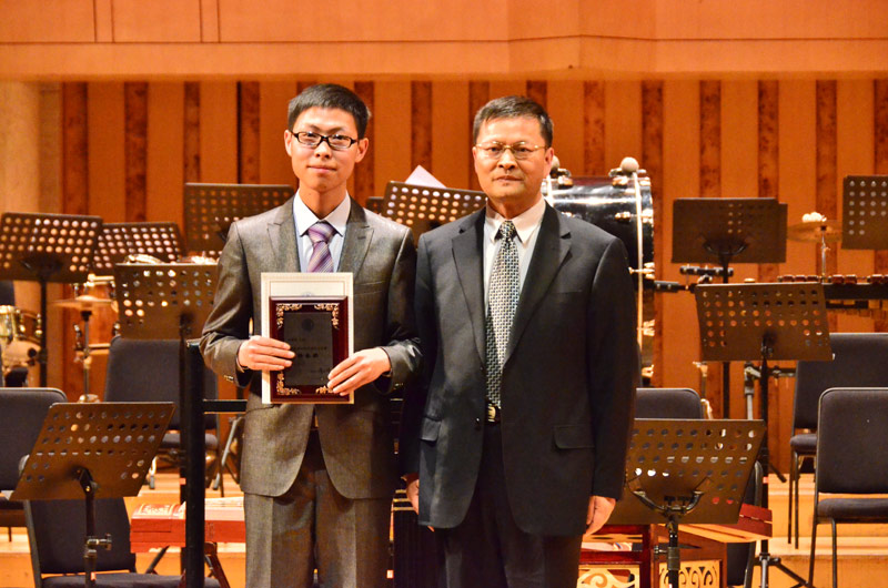 ���@����������W(xu��)��У�L�������cУ�L��Ӱ����