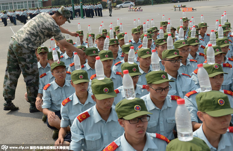 ����һ�W(xu��)Ժ�W(xu��)��܊Ӗ(x��n) �^�?sh��)VȪˮƿ��������2��