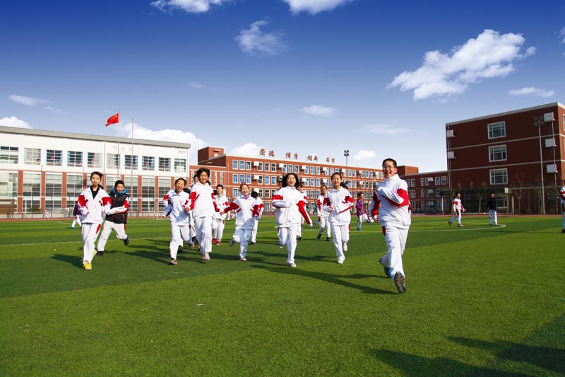 �و�(ch��ng)�Ͽ옷�ĺ��ӂ�