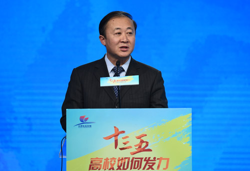 �|����W(xu��)У�L(zh��ng)�w�^���o