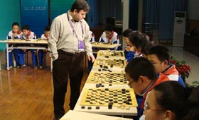 �����е�ʮһ�ЌW(xu��)У�@�L(f��ng)òչ