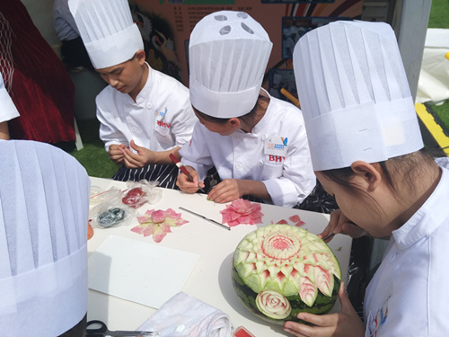 ���ϣ������}��������W(w��ng)ӛ����¶ �z��