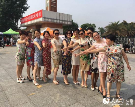 ���L(zh��ng)��������ꇸ߿� Ԣ�����_(k��i)�Ä�7�������������߿�����(ch��ng)��(n��i)�W(xu��)�ӂ��^�P����(sh��)������(ch��ng)����L(zh��ng)ð��������ڿ��c(di��n)���T(m��n)�ڡ����ϲ����п��c(di��n)�T(m��n)����ʮ��λ�������۵ļ��L(zh��ng)���Ⓦ�������҂������ϲ����еČW(xu��)�����L(zh��ng)�������҂������ہ�(l��i)�o���ӂ�������ϣ������?c��)��׈?ch��ng)��ԇ�������_(k��i)�Ä�����