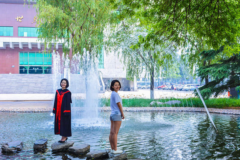 ��ֻ�н�(j��ng)�v�^�����������J�R��ĺ�����