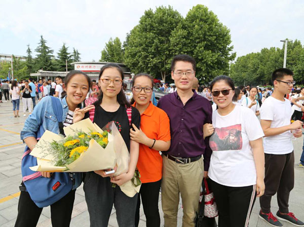 ���L(zh��ng)�c�����_(k��i)�ĺ�Ӱ����־�h(yu��n)�z)