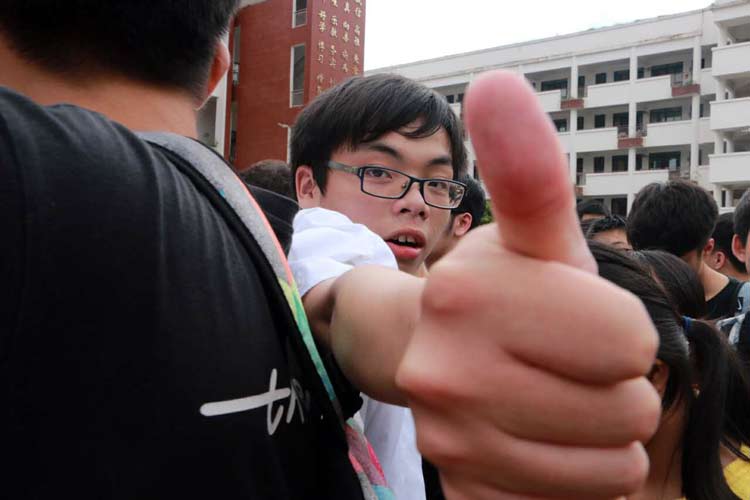 �����t� ������ �z��