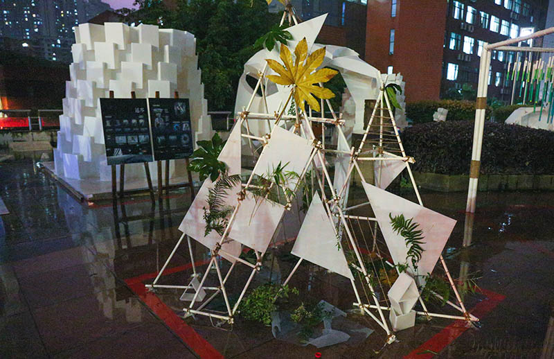 �D����Ʒ��δ��ɽ�ǡ���PVC���cֲ��Ĺ�ͬ��(g��u)���˸���ͯ���ɽ�w������