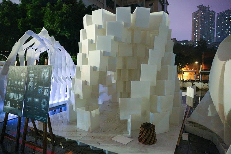 �D����Ʒ��СС�m���PP�彛(j��ng)�^�ӌӯB�B�Ķщ�������һ����СС�m���