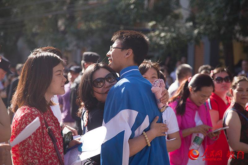 想給你更多信心 更多力量！徐月靈 攝