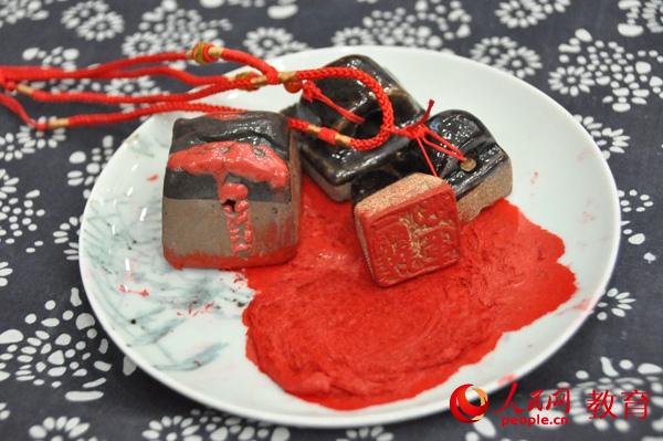 制作好的印章。郭凱奇/攝。