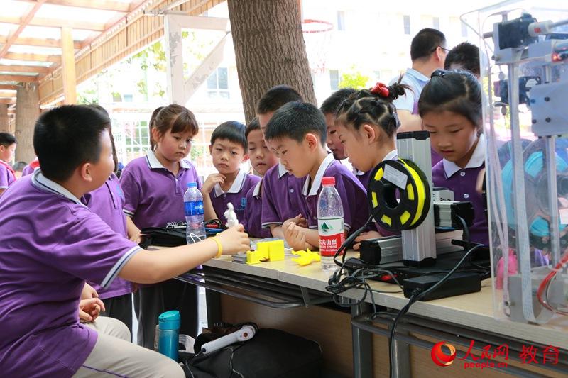 ��һ�Ƽ��Ļ������A���(d��ng)�F(xi��n)��(ch��ng) �R�o/�z