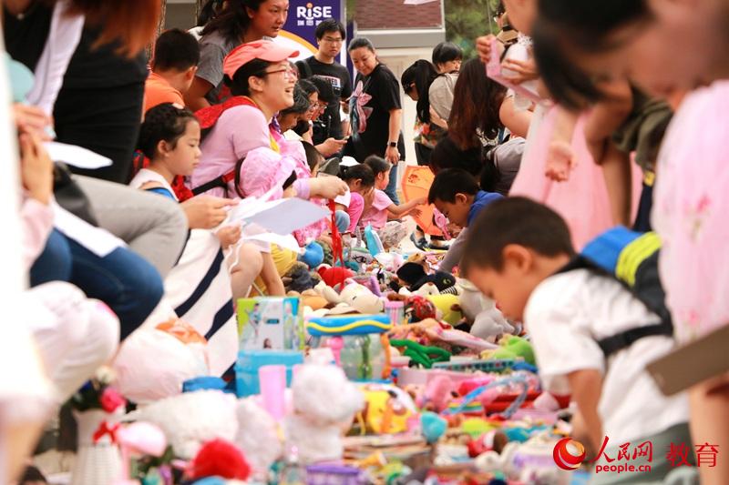 �Ї�(gu��)��ͯ���Ĉ@��(n��i)�_չ��ϲӭ��һ ף�����(gu��) ��(zh��ng)���r(sh��)���Ã�ͯ�����}�Έ@���(d��ng)���R�o/�z