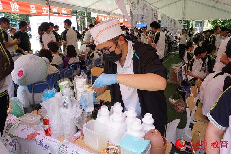 ������(j��ng)��(j��)����W(xu��)У�W(xu��)�����J(r��n)����{(di��o)���Ʒ ����/�z