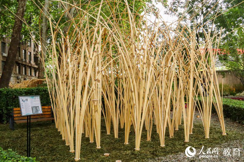 һ�Ȫ�(ji��ng)��Ʒ���ձ�ǧ�~��W(xu��)���o��֮�򡷣����k��/�D��