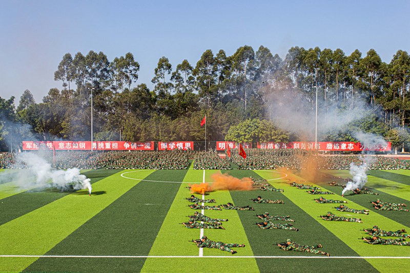 ܊��(hu��)�ٱ��ݣ��W(xu��)У���D��