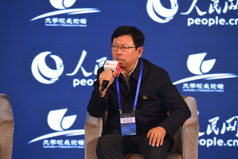 東北大學(xué)副校長孫雷。人民網(wǎng)記者 翁奇羽 攝