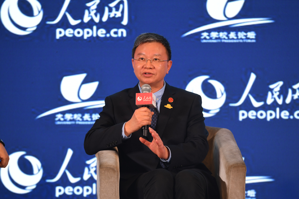 �m�ݴ�W(xu��)У�L(zh��ng)��(y��n)��?n��i)A������W(w��ng)ӛ�� ������ �z