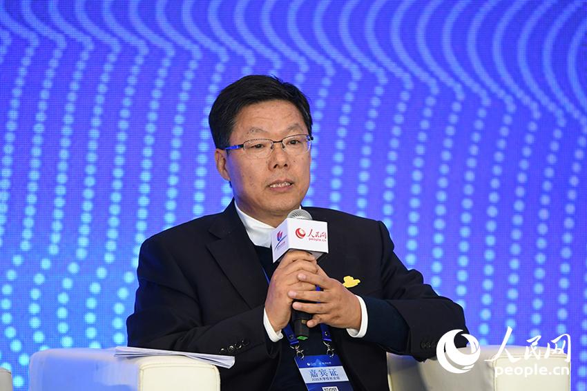 安徽大學(xué)黨委常委、副校長周飛。人民網(wǎng)記者 翁奇羽 攝