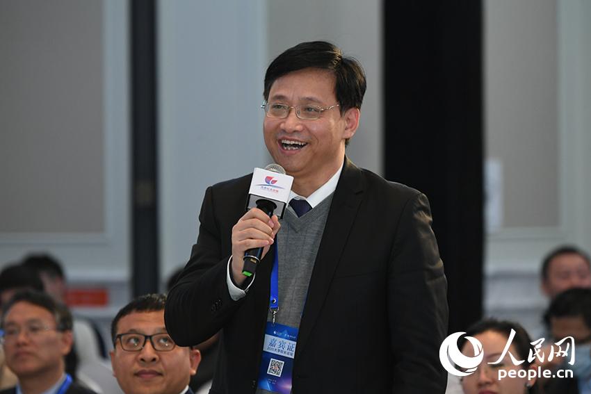 廣東藥科大學黨委書記劉晟。人民網(wǎng)記者 翁奇羽 攝