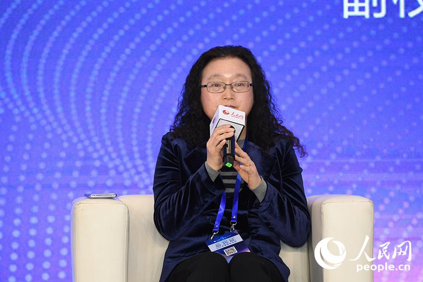 雲(yún)南農(nóng)業(yè)大學(xué)副校長(zhǎng)唐瀅。人民網(wǎng)記者 翁奇羽 攝