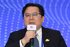 �Ϸ��t(y��)�ƴ�W(xu��)��У�L(zh��ng)������