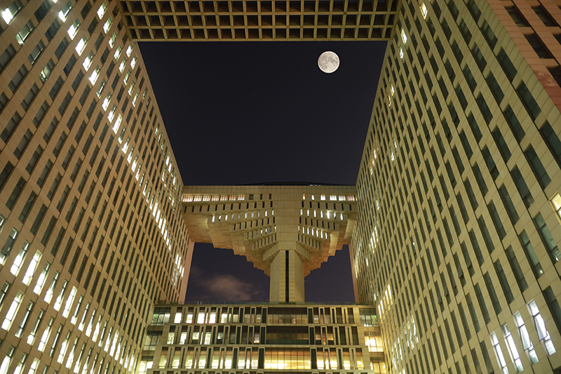 �����֘I(y��)��W���W�д�B�ϿյĝM�����˝����z