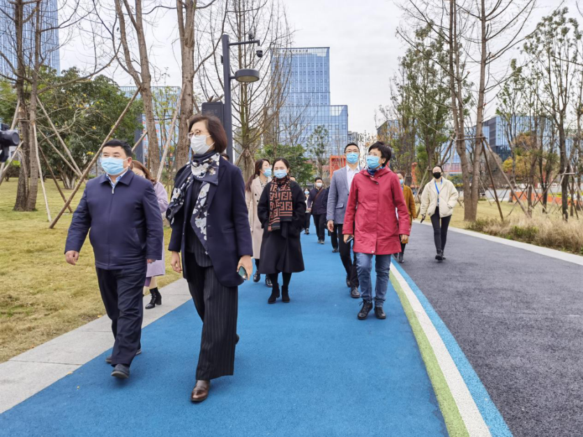 ���ִ�W(xu��)У�L���^�����Ĵ��츮�^(q��)������W(w��ng) ���o�A �z